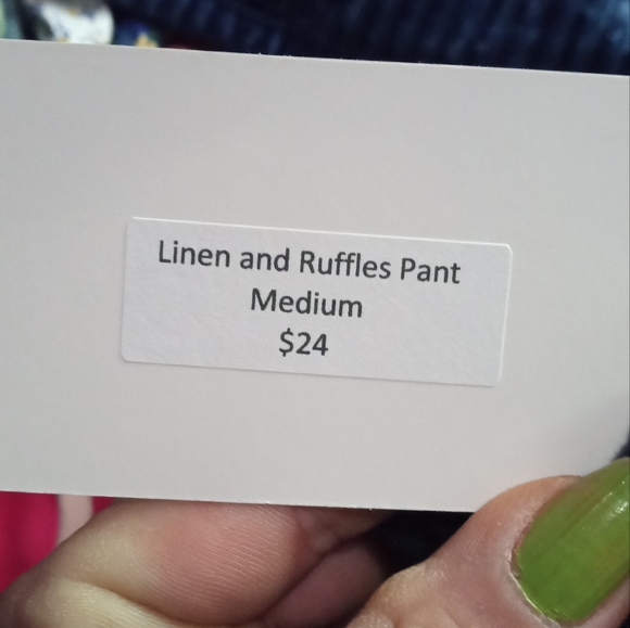 Wannabe Ruffle Pants - Picture 4 of 8